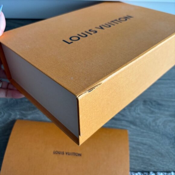 Louis Vuitton Large Kirigami Pochette Monogram - Picture 7 of 8